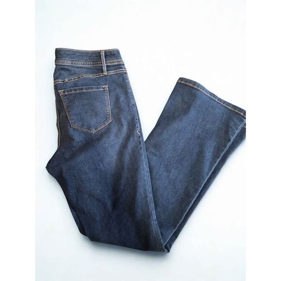 Torrid 12T Deluxe Slim Boot Super Stretch Denim Jeans - Picture 2 of 4